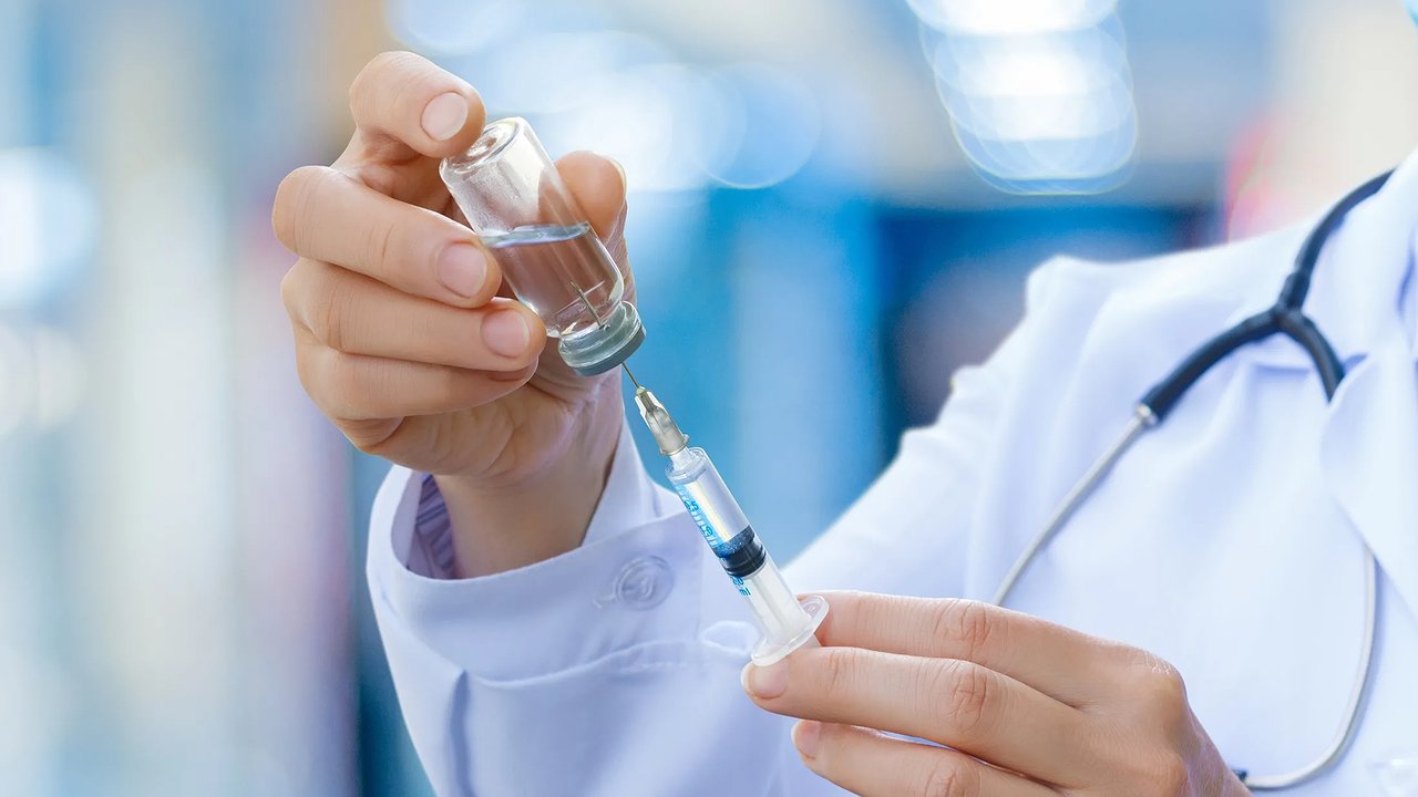 Главная картинка новости: Эти 4 вируса уже в пути: какой из них может стать новым «коронавирусом» в 2026-м