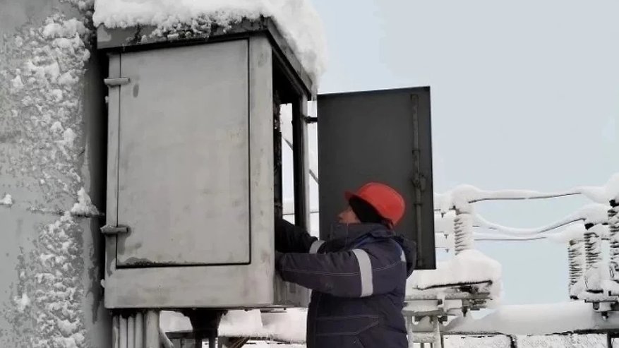 Главная картинка новости: Почти три тысячи трансформаторных подстанций восстановлены на Кубани и в Адыгее после непогоды