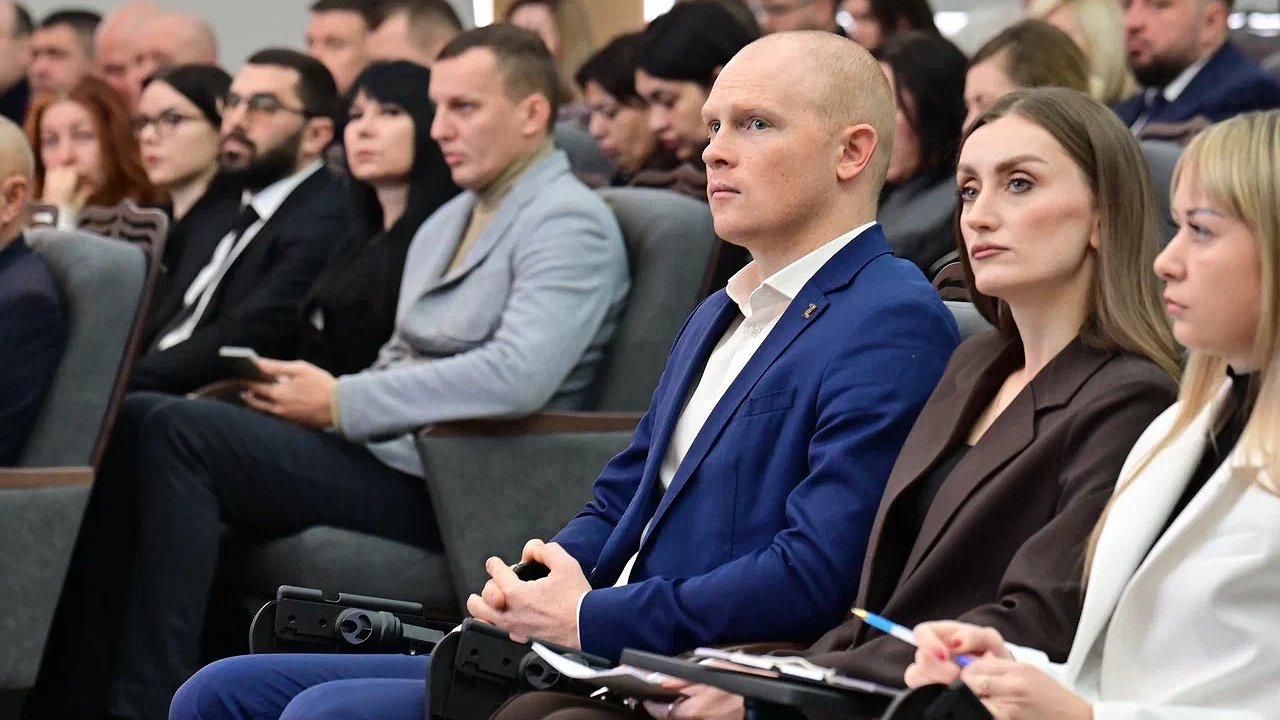 Главная картинка новости: Тысяча креативных бизнесов меняют лицо Новороссийска. Город создал крупнейший на Кубани реестр предпринимателей