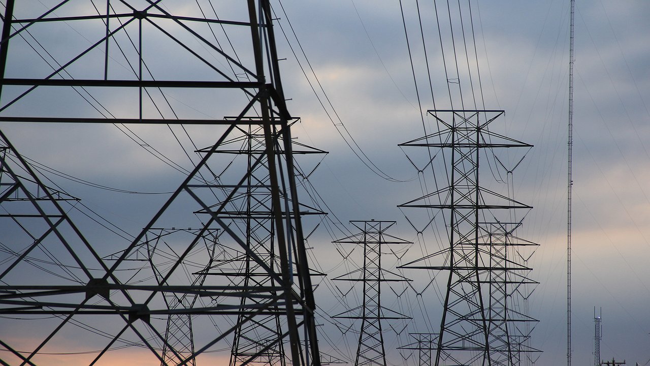 Главная картинка новости: Им грозит увольнение. Мэр Новороссийска потребовал наказать виновных в долгом отключении света