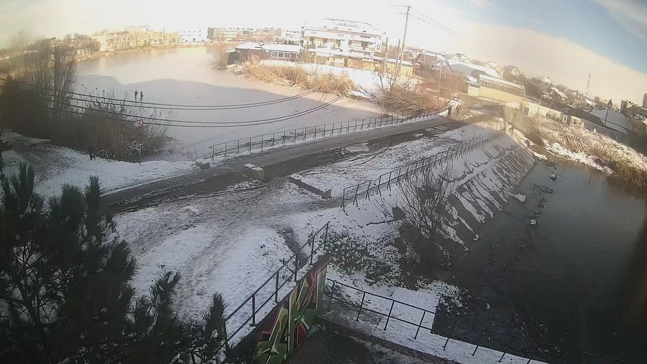 Главная картинка новости: Беззвучная угроза: в Краснодаре предупредили об особой опасности льда на водоемах