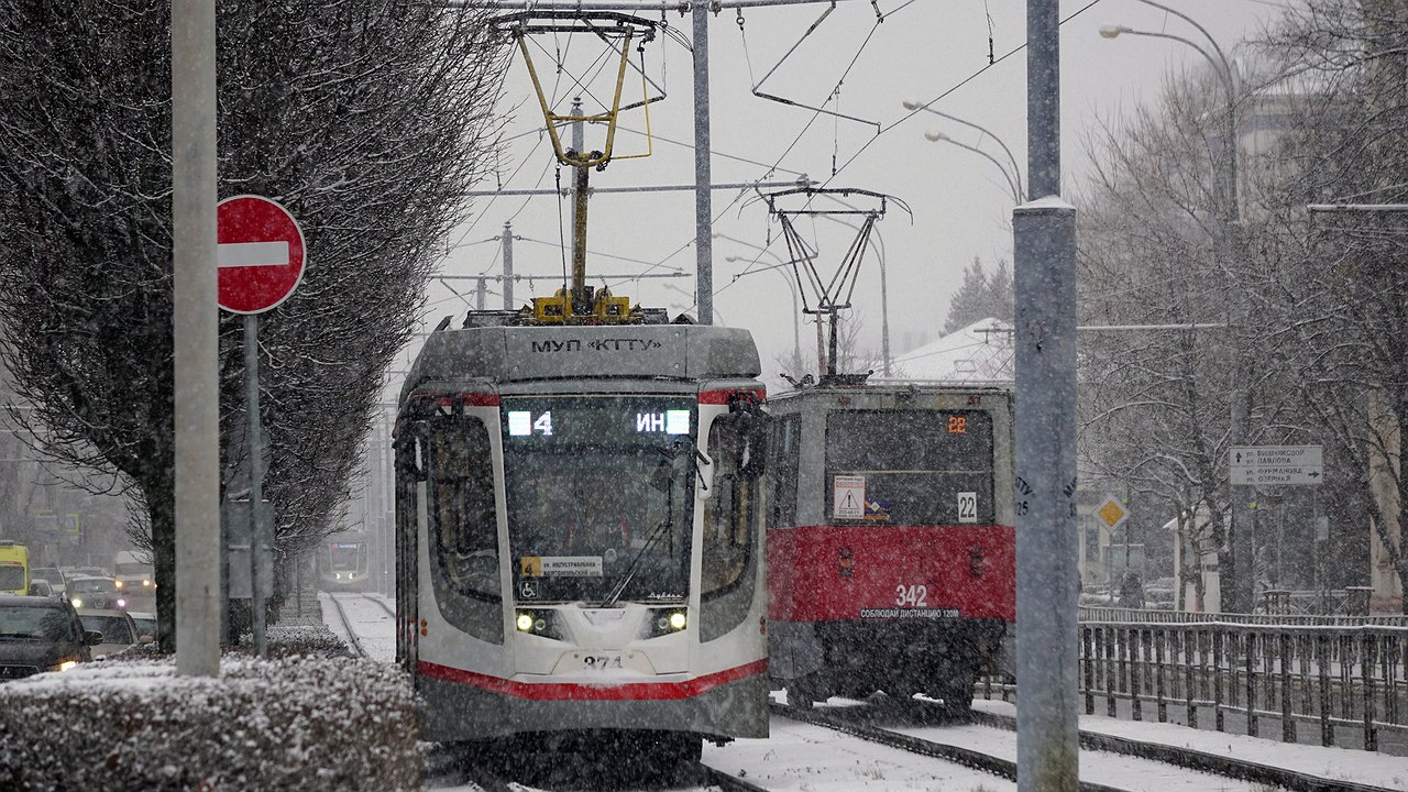 Главная картинка новости: Важно: как добраться домой после службы. Транспорт в Краснодаре будет ходить после полуночи 7 января