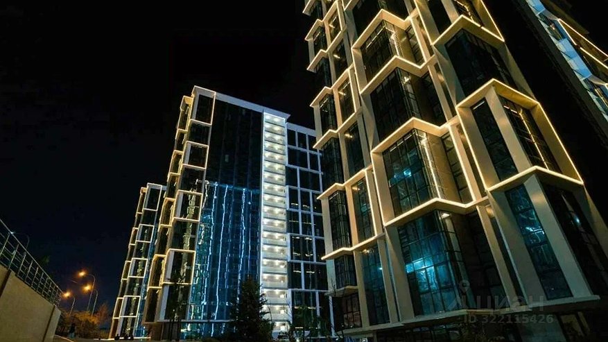 Главная картинка новости: Строительство жилья в Сочи упало на треть: курорт делает ставку на санатории и соцобъекты