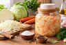 Сколько соли класть в квашеную капусту: пропорция, от которой зависит результат