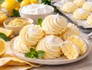 Лимонный зефир дома: нежный десерт с ярким вкусом, который можно приготовить меньше чем за 20 минут