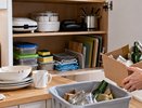 Проверьте кухонные шкафы: 5 вещей, от которых пора избавиться — освободится место для нужного
