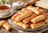 Слоёные «язычки» с сахаром: простое печенье из двух ингредиентов