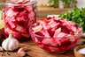 Маринованная капуста «Пелюстка» со свёклой: простой рецепт на зиму