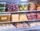 В морозилке всегда держу эти 8 продуктов: экономят деньги и спасают, когда некогда готовить