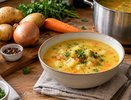 Когда дома почти ничего нет: готовим нежный картофельный суп из простых продуктов