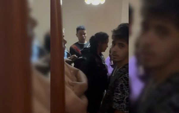 В Анапе полиция задержала 14 кубинцев-нелегалов