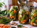 Эти огурцы зимой съедят первыми: два рецепта с остринкой и восточными специями