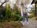 Что обязательно сделать на даче в октябре: 7 дел, которые лучше не откладывать до морозов