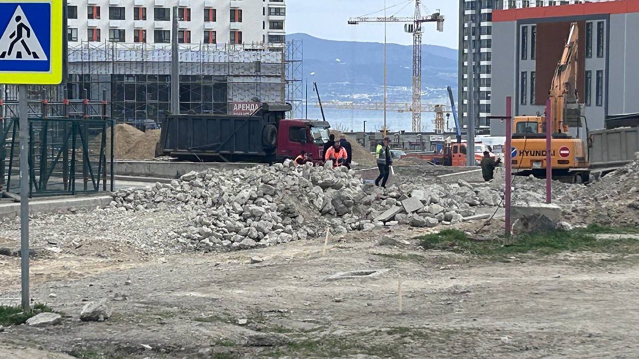 Главная картинка новости: Трещины после землетрясения в Новороссийске: выплат не будет