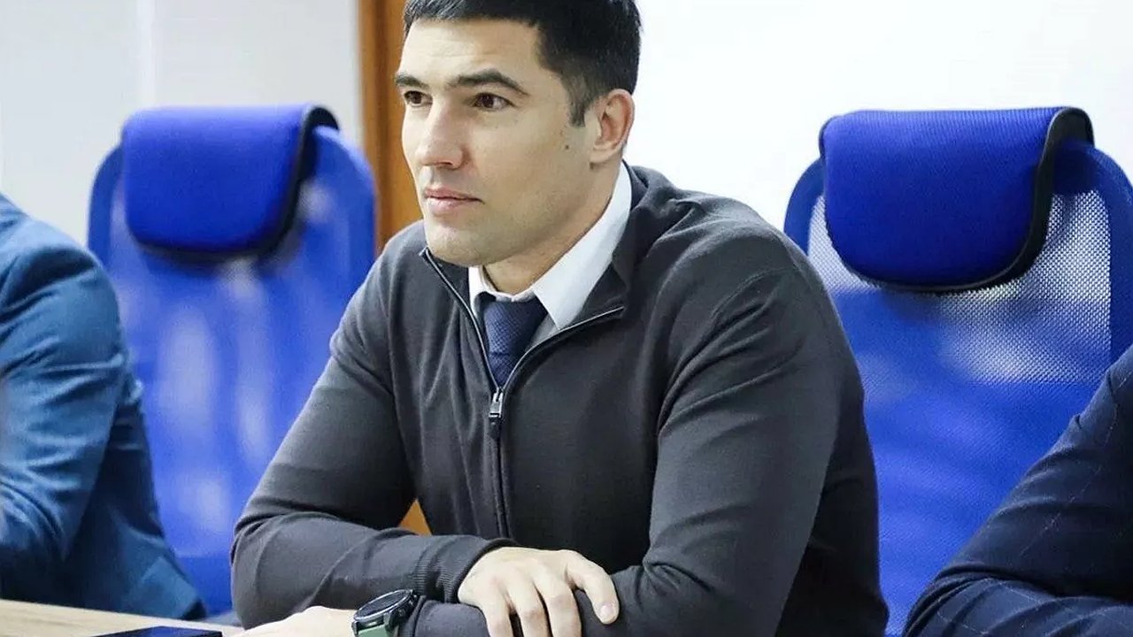 Главная картинка новости: Глава кубанского минспорта Серафим Тимченко объявил об уходе