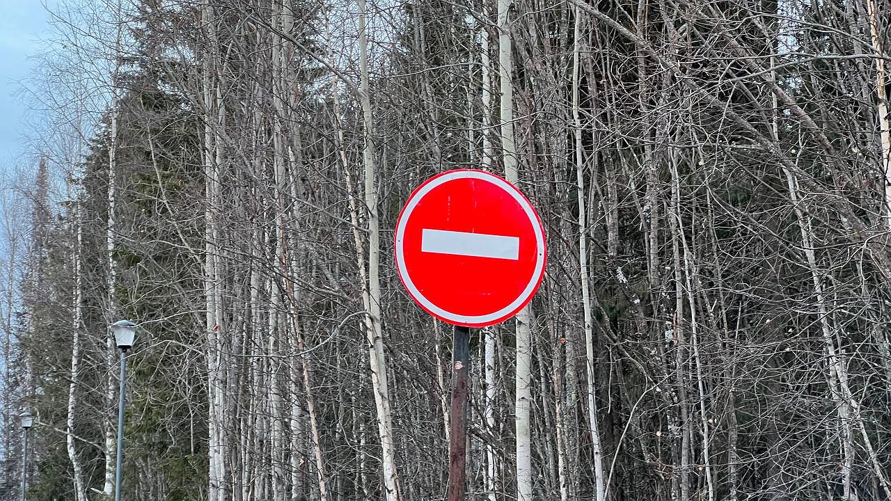Главная картинка новости: 3 февраля в Новороссийске перекроют проезд на «Бескозырку» в районе «Самолета-штурмовика»