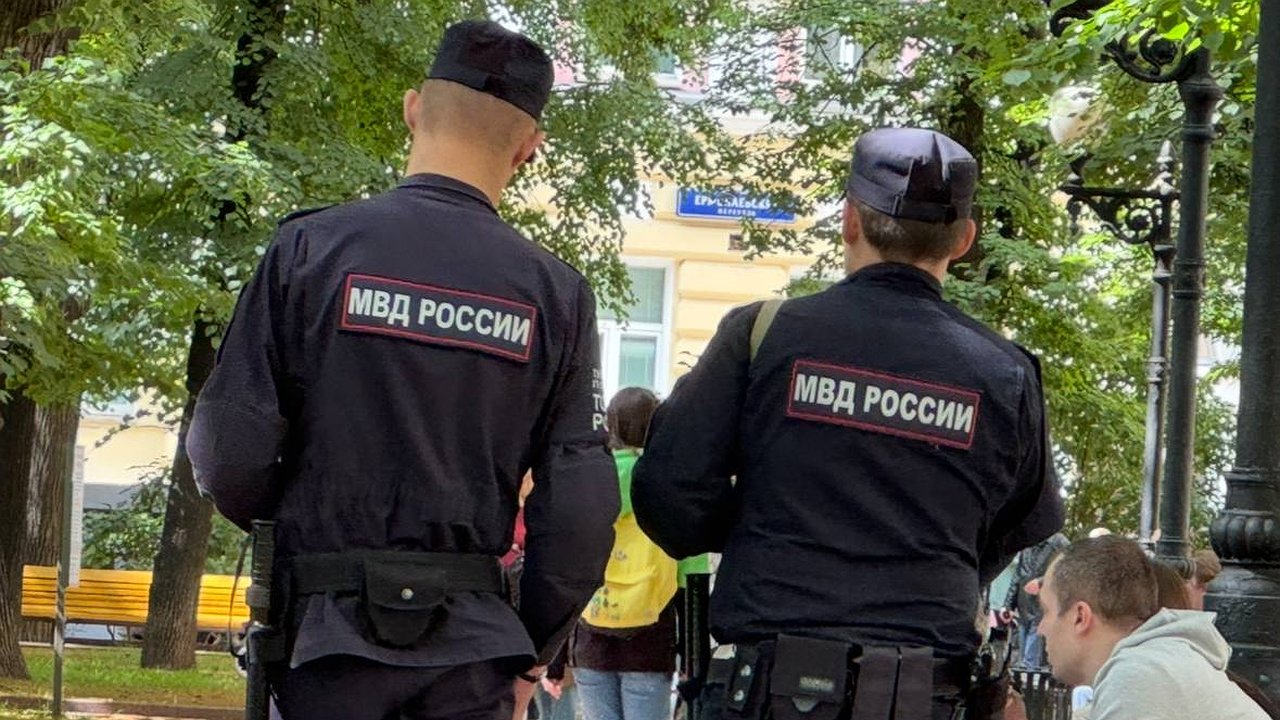 Главная картинка новости: Жительница Новороссийска предстанет перед судом за полугодовой шопинг и наркотики