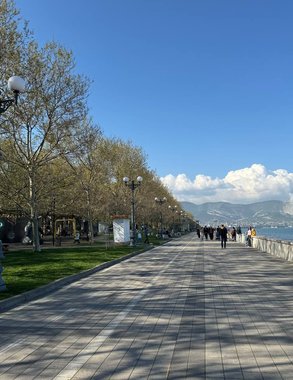 В Новороссийске включат свет на 66 улицах: проверьте свой адрес в списке