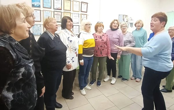 В Новороссийске пенсионеры находят вторую молодость в Центре активного долголетия