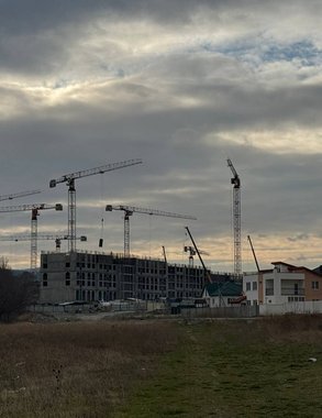 Жители Новороссийска жалуются на стройку, которая игнорирует закон о тишине