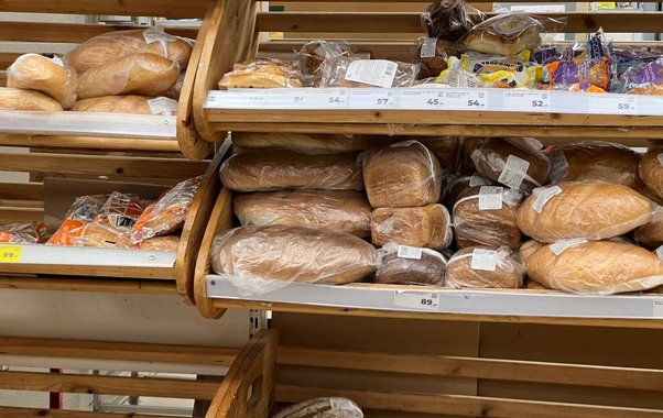 Тревожный сигнал для бутербродов: что именно убрали из состава белого хлеба с 1 апреля