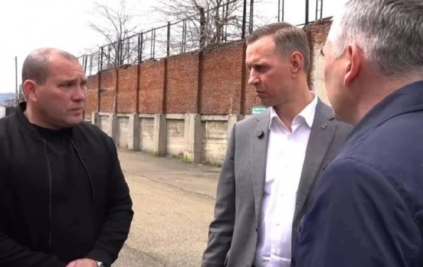 Народный диагноз — «яма мэра»: глава Новороссийска взял в заложники провал на Судостальской