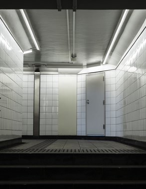 Подземный переход на Дзержинского в Краснодаре откроют в конце июня, наземную «зебру» уберут