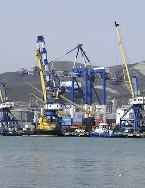 Экспорт нефти из Новороссийска восстановился раньше срока после апрельской атаки БПЛА