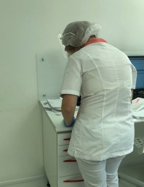 Врачу новороссийской клиники угрожают расправой после смерти 8-летнего пациента