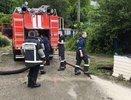 Ливни подтопили курорты под Геленджиком: река вышла из берегов, под водой оказались дома и трасса