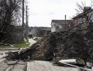 В Новороссийске вторые сутки ликвидируют последствия шторма: ветер валил деревья и светофоры при порывах до 29 м/с