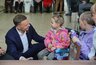 Многодетная семья, пострадавшая при атаке на Новороссийск, получит новую квартиру