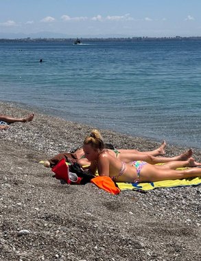 Черное море пока не спешит радовать купальщиков: температура воды на курортах 23 июня