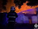 Краснодар тушил пожар всю ночь: огонь съел 650 квадратов цеха