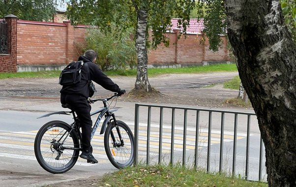 «Хватит листать приложения»: в Совфеде предложили искать мужей и жён в коллективе