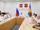 Туристов — 50 тысяч в сутки: губернатор просит Москву увеличить поставки бензина