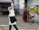 Одиноким пенсионерам помогут деньгами и заботой — полный список льгот