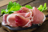 Домашняя ветчина получится сочной и вкусной — простой рецепт без химии