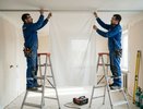 Забудьте о глянце: 4 решения для потолка, которые делают интерьер дорогим и уютным