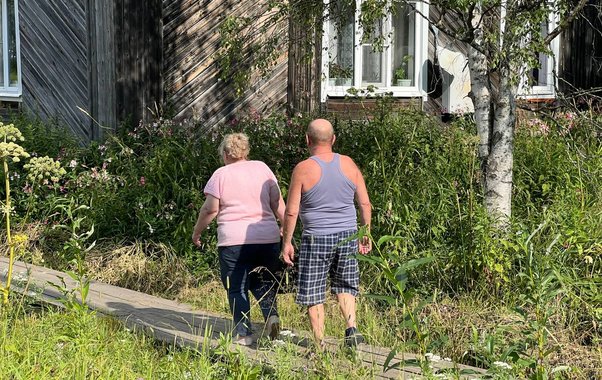 Осталось меньше месяца: льготникам напомнили о смене формы соцуслуг до 1 октября