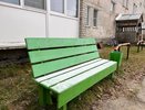Лавочки у подъезда убирают: зачем это делают и как теперь будут отдыхать жильцы