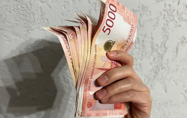 «Сорок рублей — и 8,3 миллиона»: пенсионер из Анавы выиграл в лотерею и чуть не упал в обморок