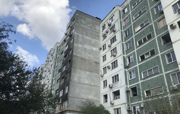 Бизнес вместо УК: в Новороссийске строительная компания бесплатно восстановит квартиры, пострадавшие от атаки БПЛА
