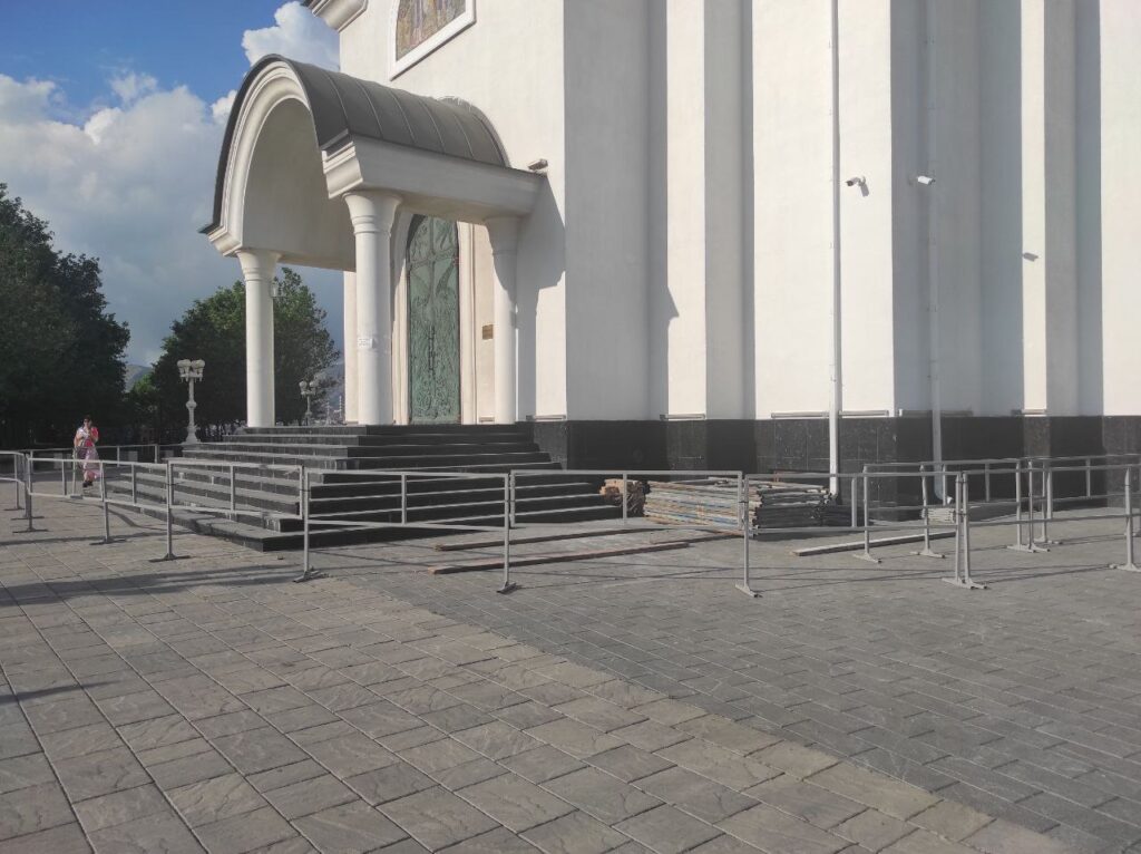 Храм на Набережной Новороссийска закрыли на ремонт