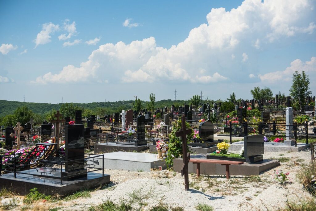 На санитарное содержание кладбищ Новороссийска выделят 5 миллионов рублей